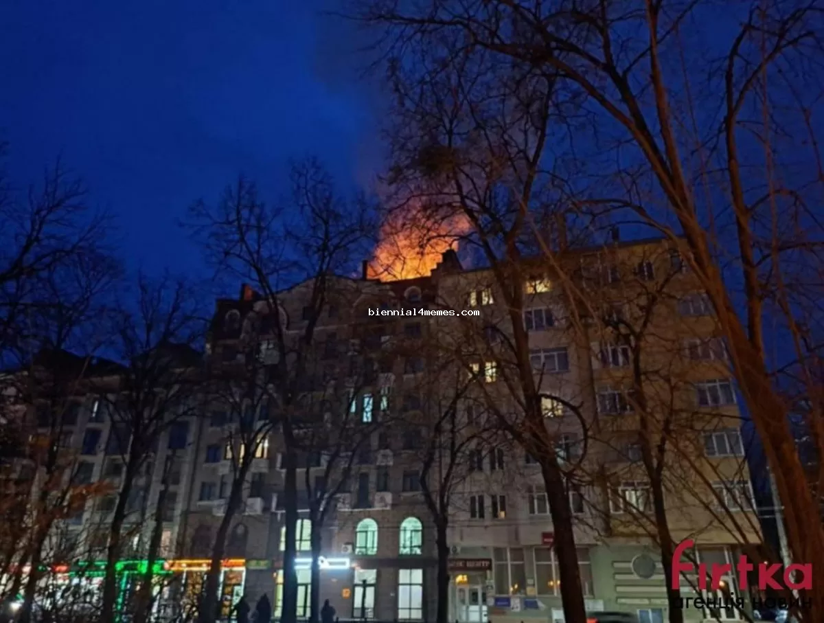 В центре Ивано-Франковска прогремели взрывы: что известно о жертве и пострадавших