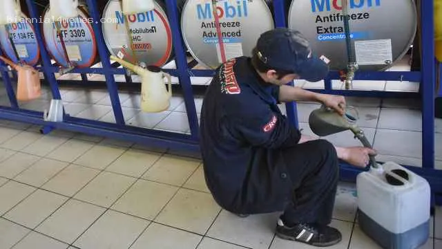 
								Россияне останутся без качественных моторных масел с 2025 года			