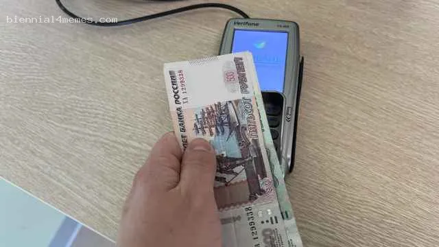 
								ЦБ не смог в срок напечатать новые рубли после санкций против «Гознака»			