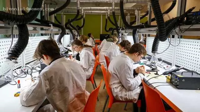 Власти запустят массовый сбор информации об образовании и трудоустройстве россиян до 35 лет