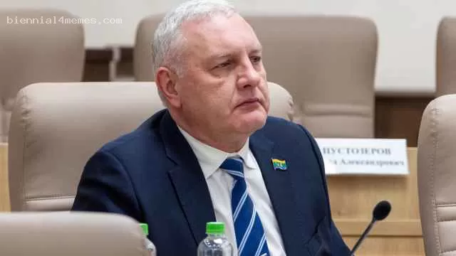 Депутат из Екатеринбурга потребовал защитить его от сумасшедших россиян