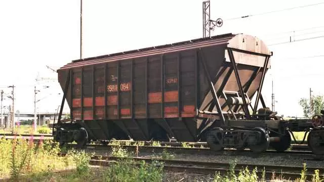 Власти приготовились отобрать активы у собственников одного из крупнейших в России владельцев железнодорожных вагонов