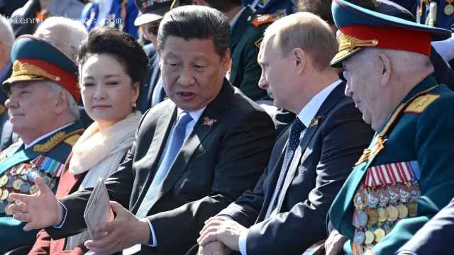 Си Цзиньпин впервые за 10 лет приедет к Путину на 9 мая