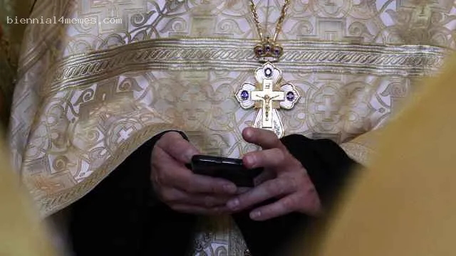 Россиянам придумали «православный мессенджер» с запретом на мат