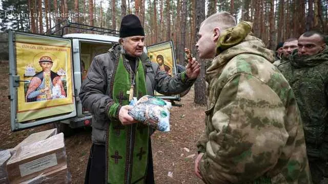 В российской армии ввели должность «духовника командующего»