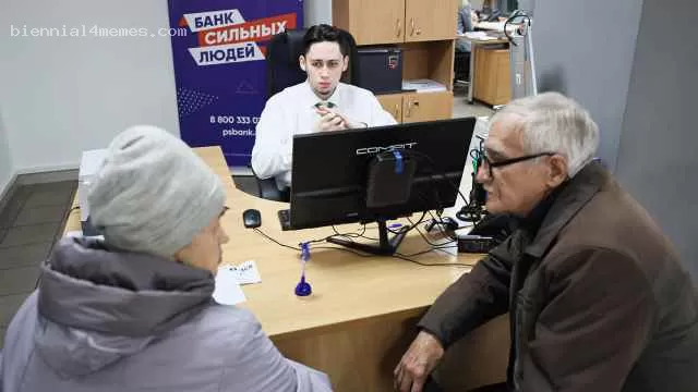 Банки начали массово отказывать россиянам в кредитах