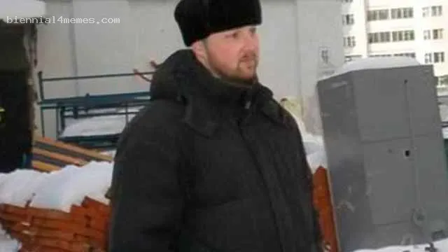 
								Задержанный в Москве бомж оказался похитившим миллиарды экс-банкиром			