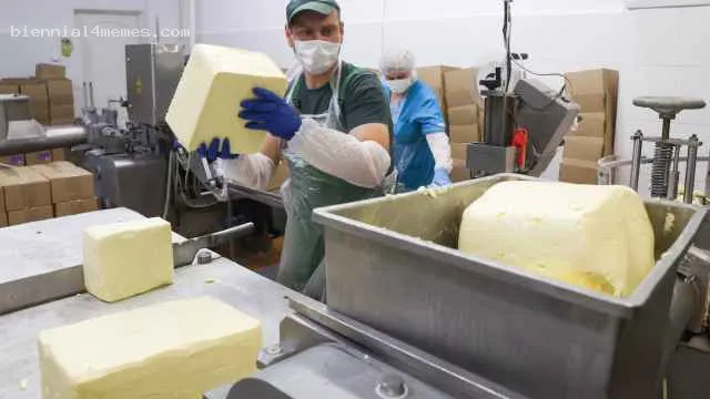 
								Россия начала закупать сливочное масло в Турции после сокращения производства и резкого роста цен			