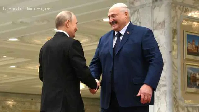 
								Лукашенко выдали «красную кнопку» для ядерного оружия 			