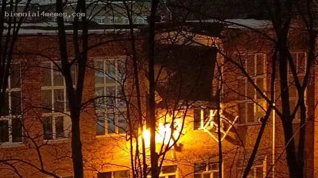 
								В подмосковном Подольске в школе рухнула крыша			