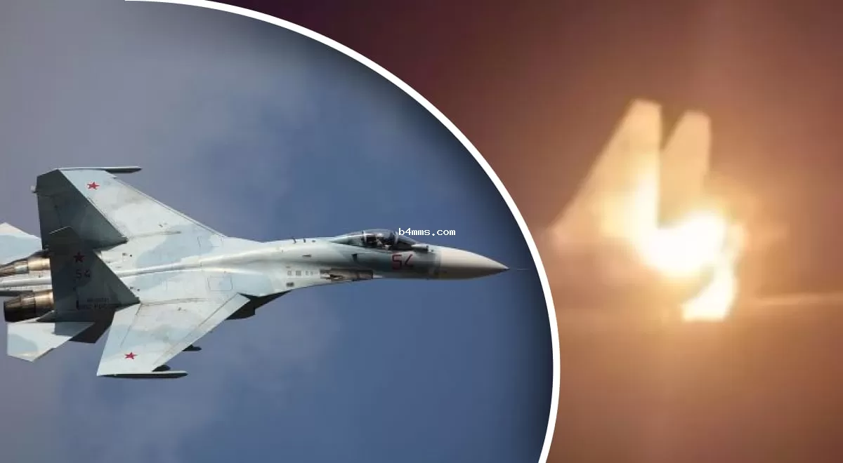 Ярко воспламенился: ГУР сообщило об уничтожении в России самолета Су-27УБ