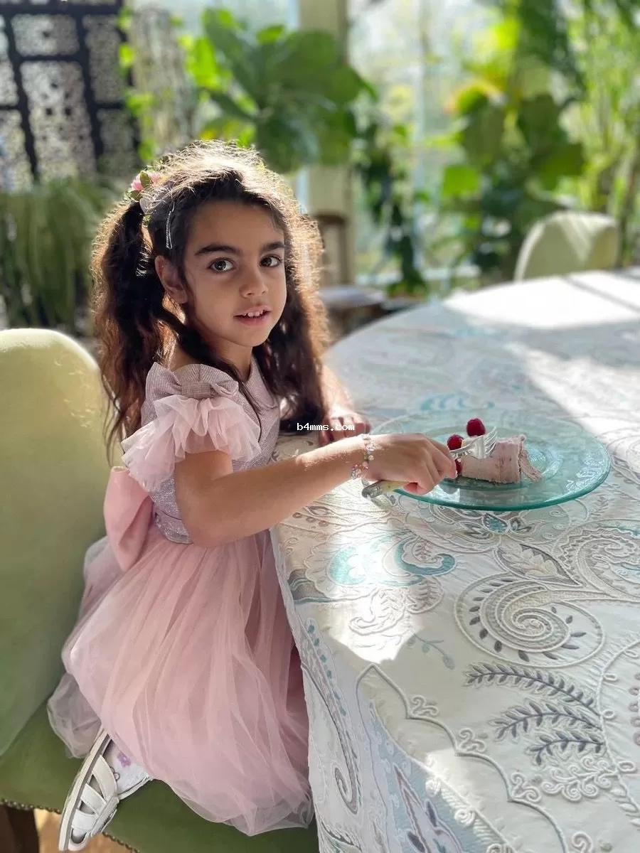 1759485021-1574.jpg 1759485021-1574.jpg