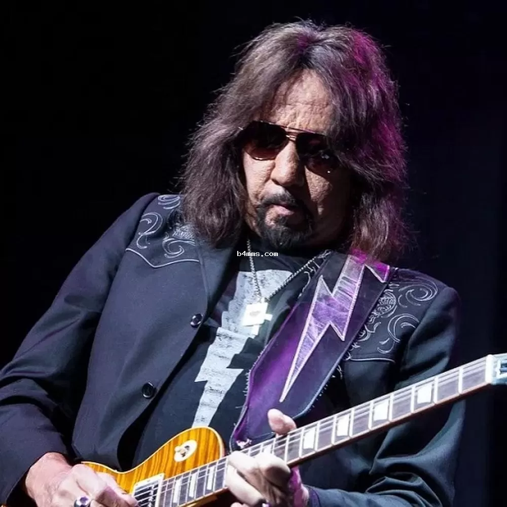 Дэниел Фрейли 