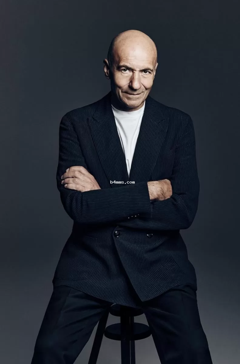 Игорь Крутой снял девушку в клипе 