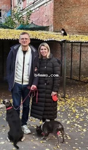 Дмитрий Кулеба с возлюбленной