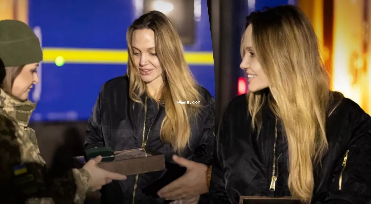 На вокзале: Анджелина Джоли получила уникальный подарок в Украине