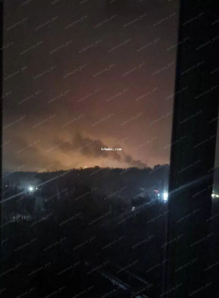 Дым после пожара в Саратове 