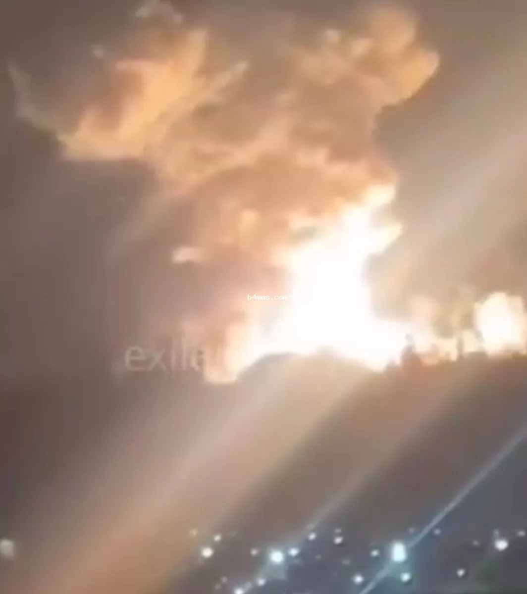 В Новороссийске (страна-террорист), возможно был атакован склад БК