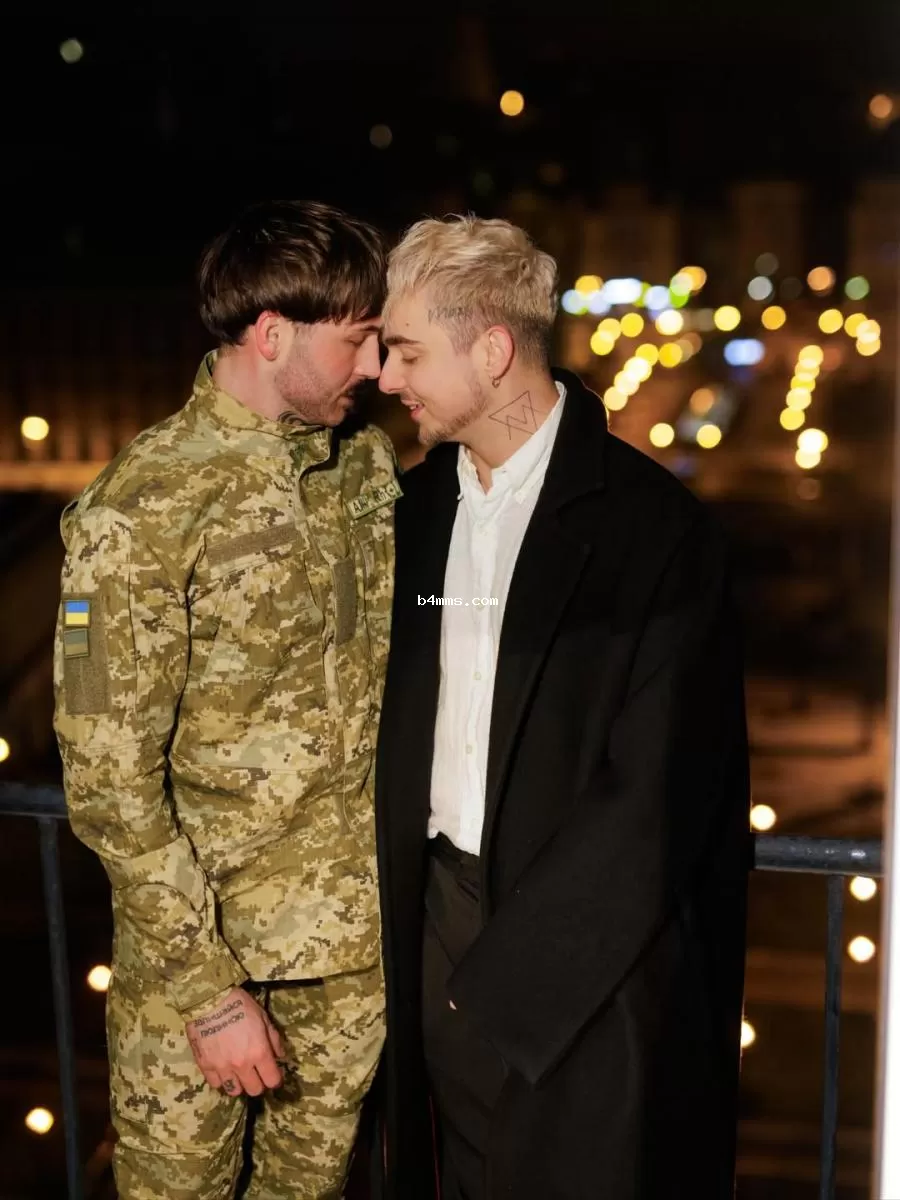 Melovin с возлюбленным