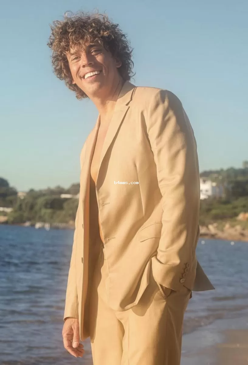 Максим Галкин поделился новыми фото