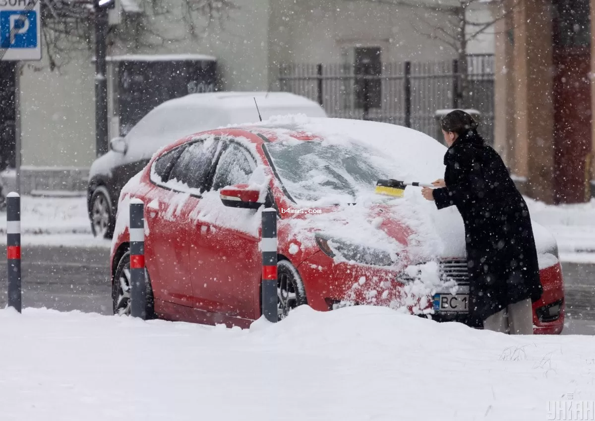 Снегопады и резкое похолодание ожидают Украину: где будут самые низкие температуры