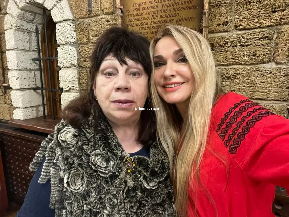 Тамара Яценко, Ольга Сумская