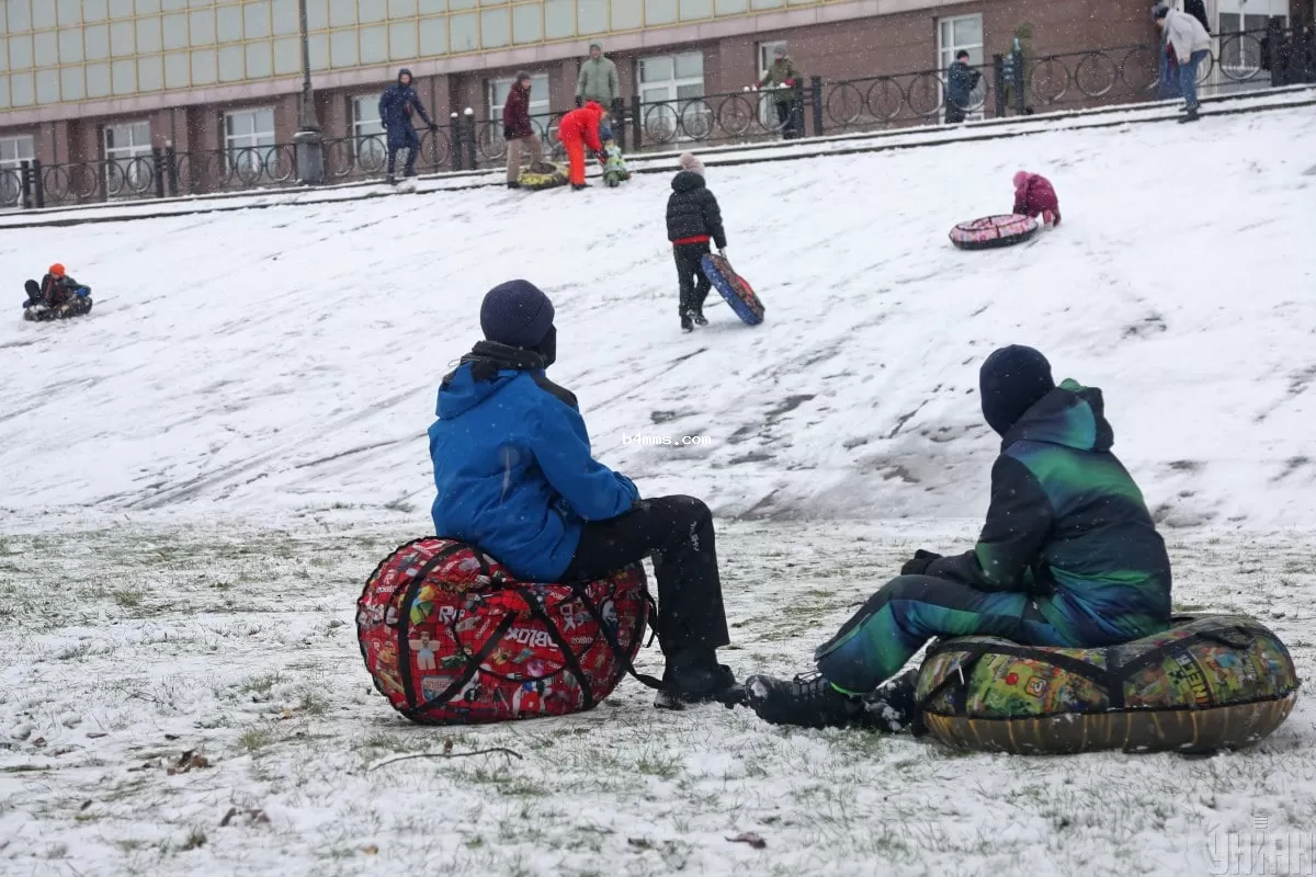 Сильное похолодание со снегом накроет Украину: мощный мороз будет даже днем