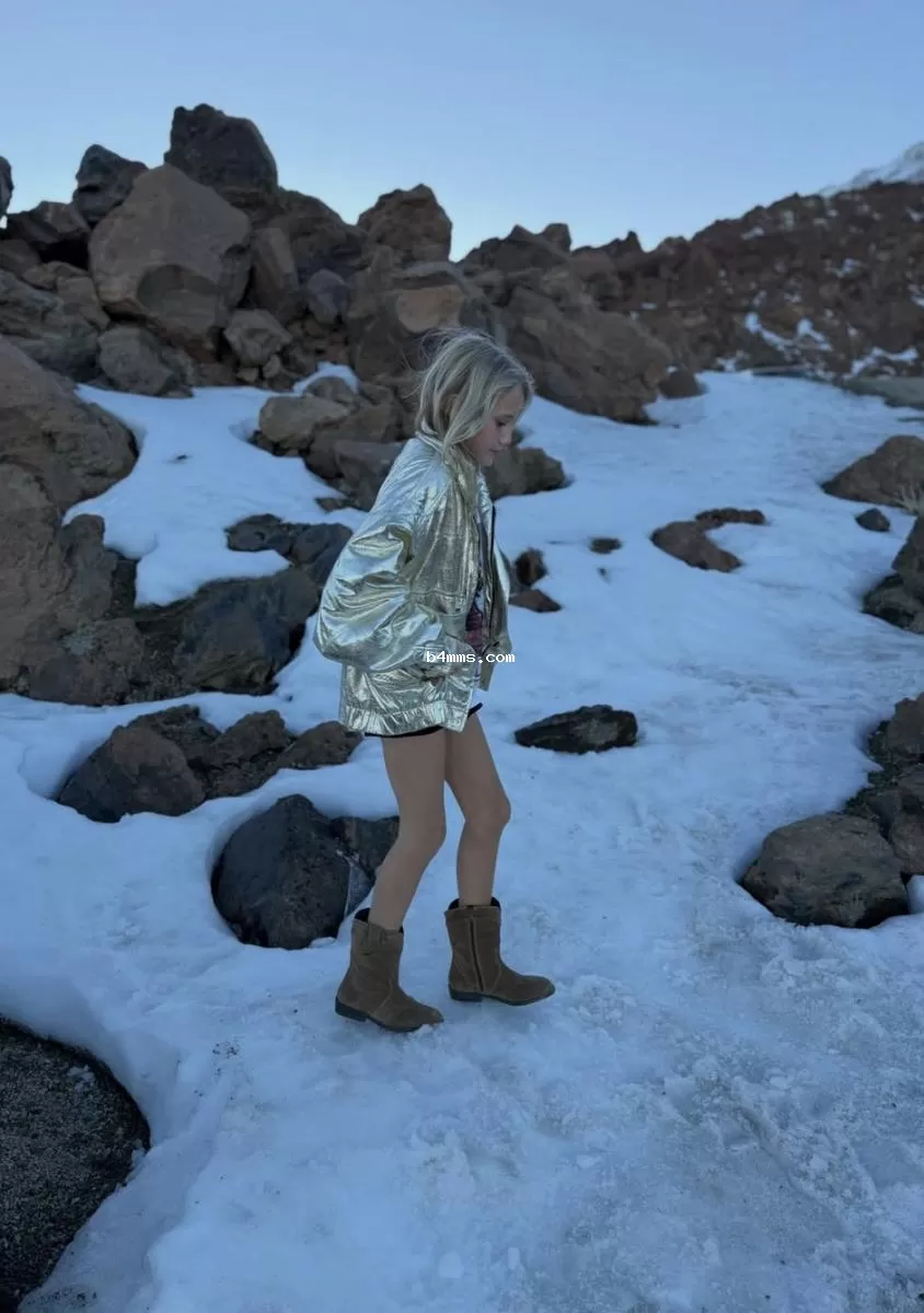 Как сейчас выглядит дочь Славы Каминской 