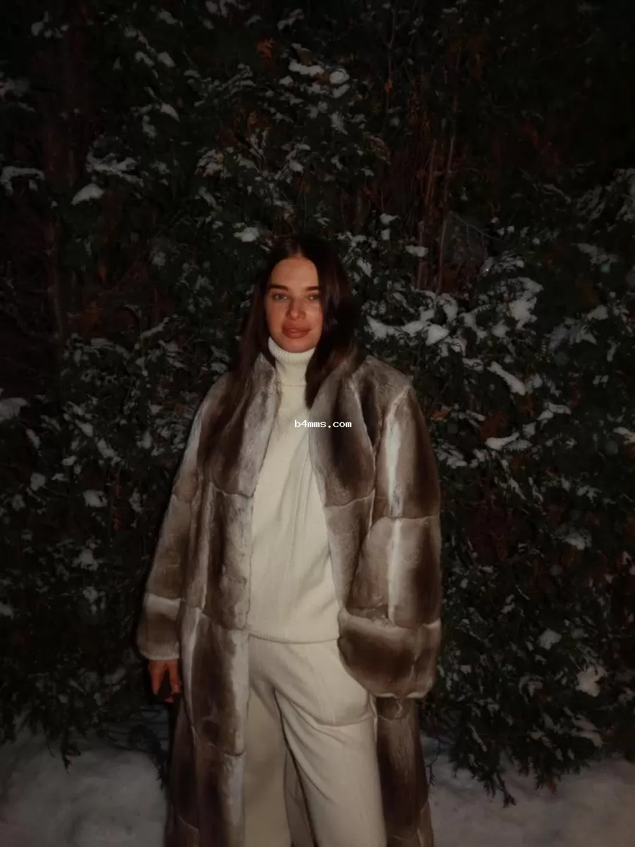 Екатерина Усик в шиншилловой шубе