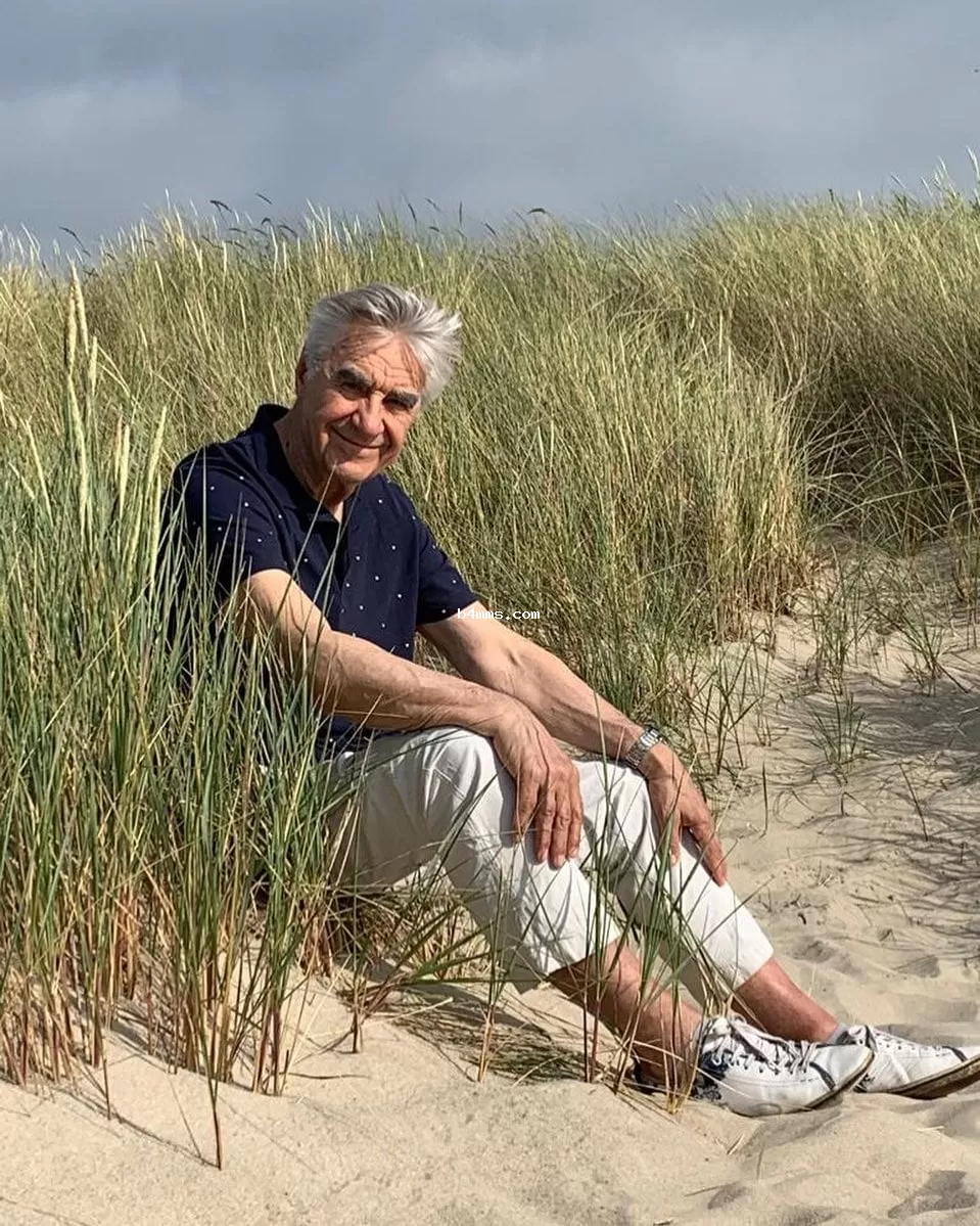 Анатолий Васильев